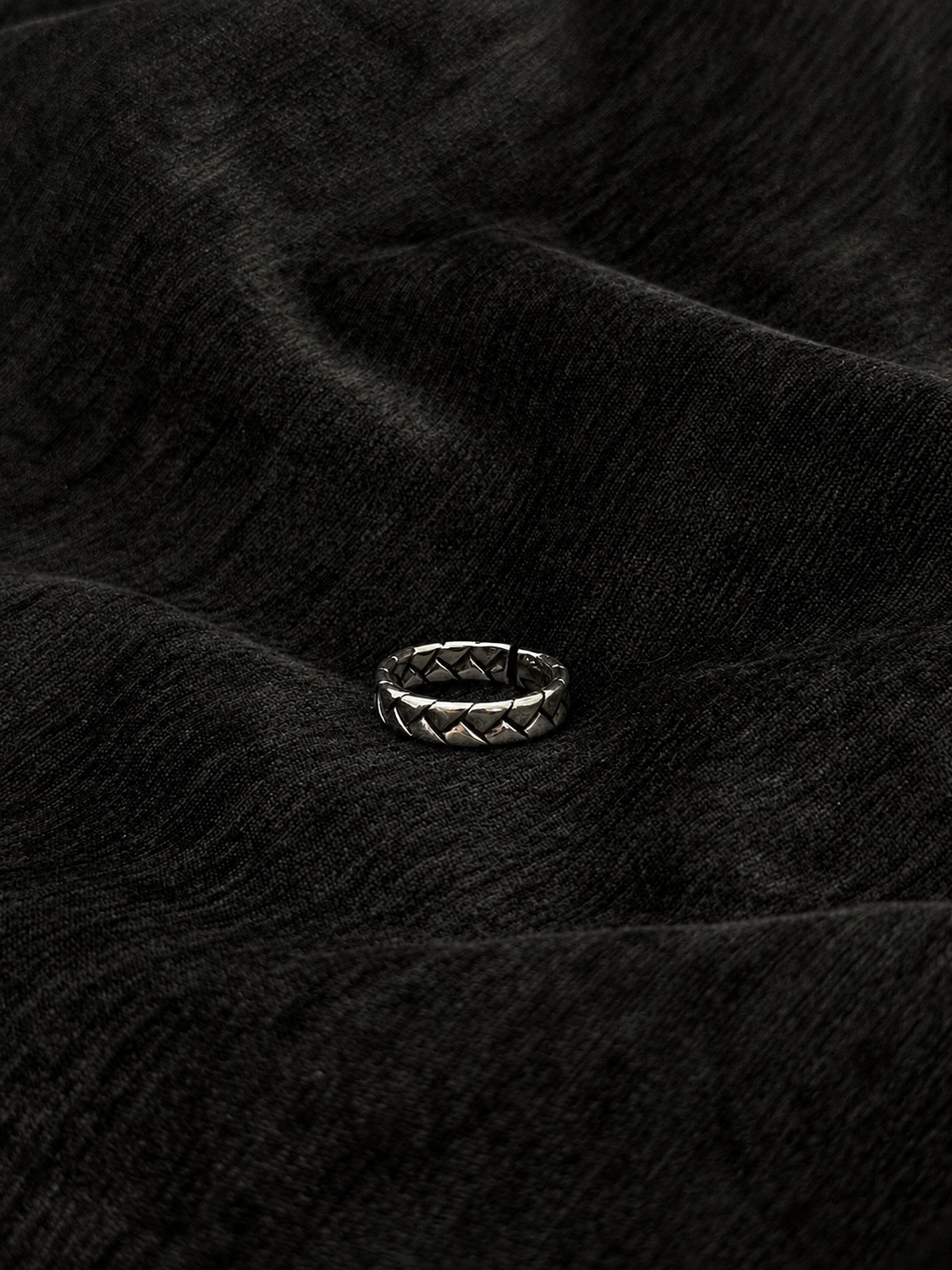 Apex Ring